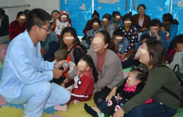 【保山安利醫(yī)院】康復醫(yī)學科組織住院康復兒童“親子樂園”活動