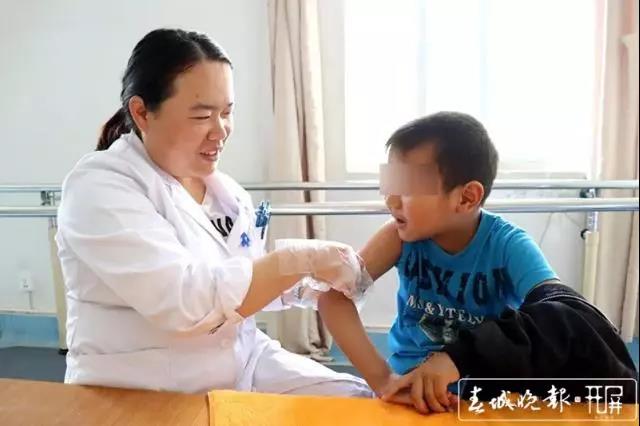 感謝春城晚報(bào)、保山新聞網(wǎng)對(duì)小潤(rùn)潤(rùn)的關(guān)心，感謝患者對(duì)我院的信任！