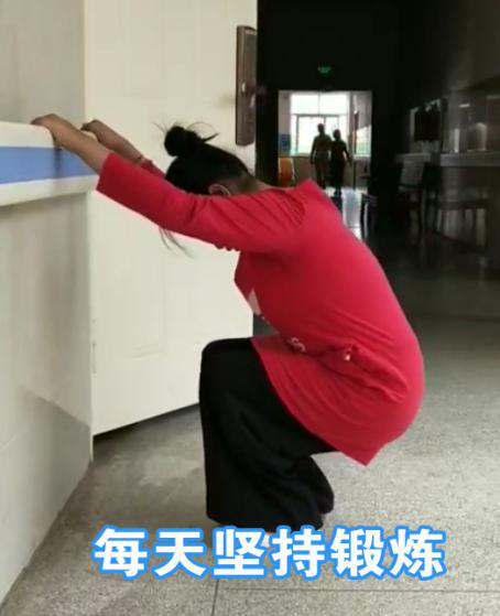 13歲女孩自幼患“腦癱”，行動(dòng)受阻，經(jīng)系統(tǒng)康復(fù)治療能獨(dú)立步行！