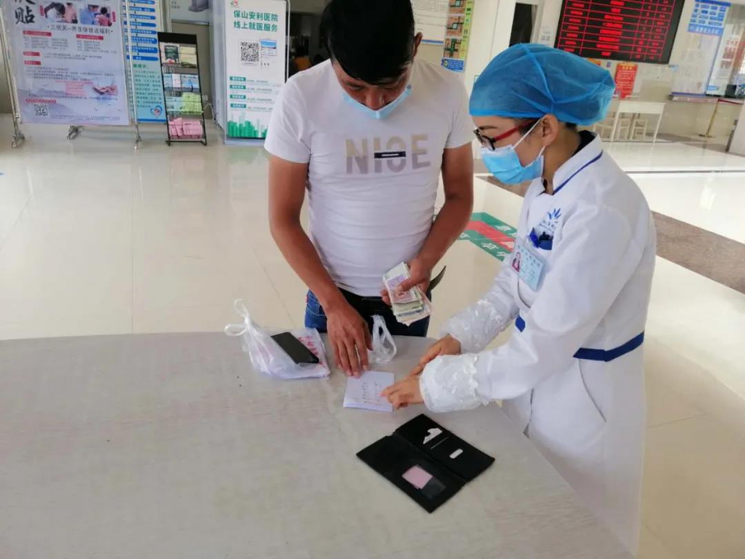 人美，心更美，她們是安利醫(yī)院一道美麗的風景線！