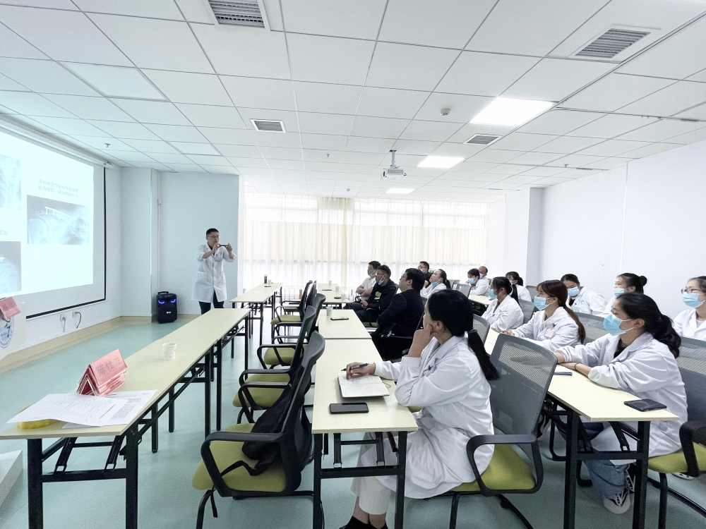 【保山安利醫(yī)院】“談骨論筋，康復(fù)相伴”骨科康復(fù)學(xué)術(shù)沙龍圓滿結(jié)束！