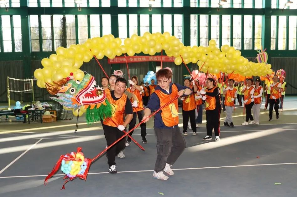 “同心同行，聚力共贏”安利醫(yī)院?jiǎn)T工拓展訓(xùn)練!