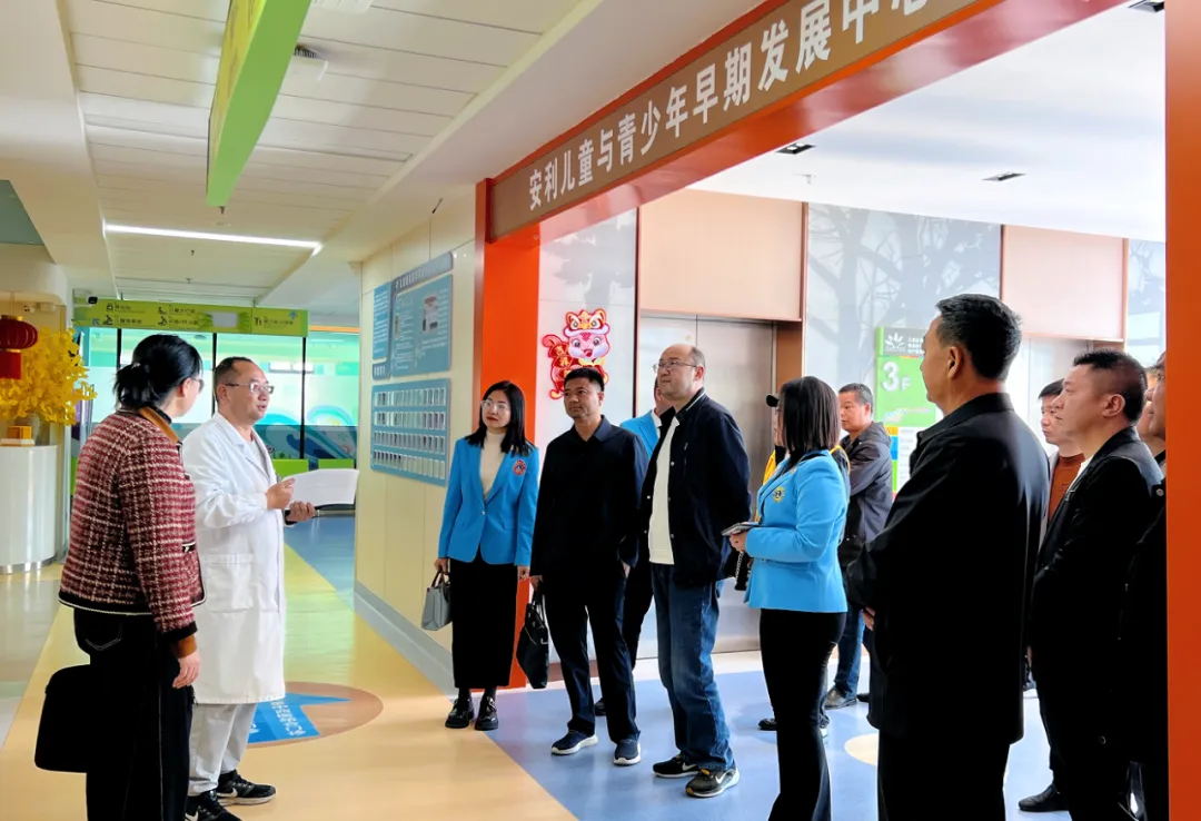 保山安利醫(yī)院攜手中國(guó)獅子聯(lián)會(huì)永昌服務(wù)隊(duì)共筑助殘愛心橋梁